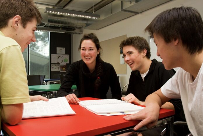 International students coming to the UK to study at university - Universities UK International | Higher Education Policy Institute | PBSA News International students coming to the UK to study at university - Universities UK International | Higher Education Policy Institute | PBSA News