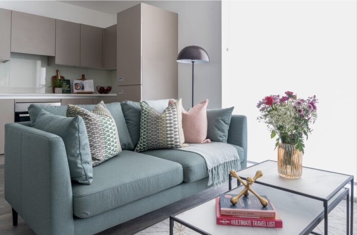 Living area with furniture where B2B customers can earn rewards via a loyalty program - David Phillips | PBSA News Living area with furniture where B2B customers can earn rewards via a loyalty program - David Phillips | PBSA News