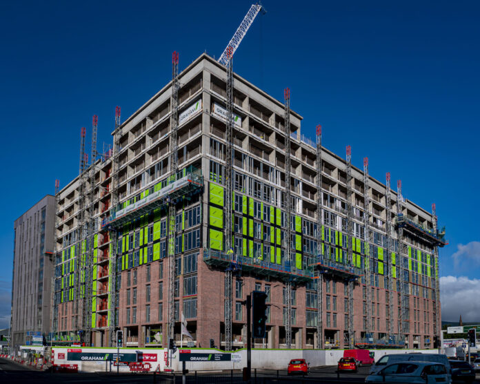 Greystar, Lacuna Developments, GRAHAM, Fletcher Joseph Associates, Johnson Associates, Etive Consulting, and representatives from Ulster University celebrated the triumph topping out of the 12-storey Nelson Street PBSA scheme in Belfast | PBSA News Greystar, Lacuna Developments, GRAHAM, Fletcher Joseph Associates, Johnson Associates, Etive Consulting, and representatives from Ulster University celebrated the triumph topping out of the 12-storey Nelson Street PBSA scheme in Belfast | PBSA News